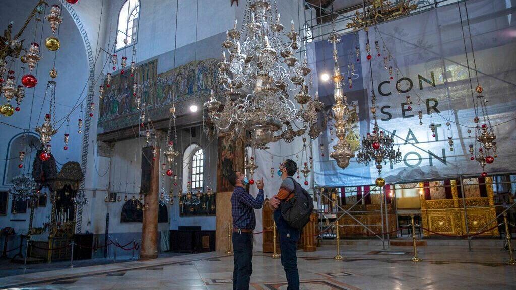 Christmas in Bethlehem: Gilded treasures, but few tourists